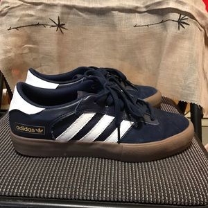 Adidas Matchbreak sz9.5